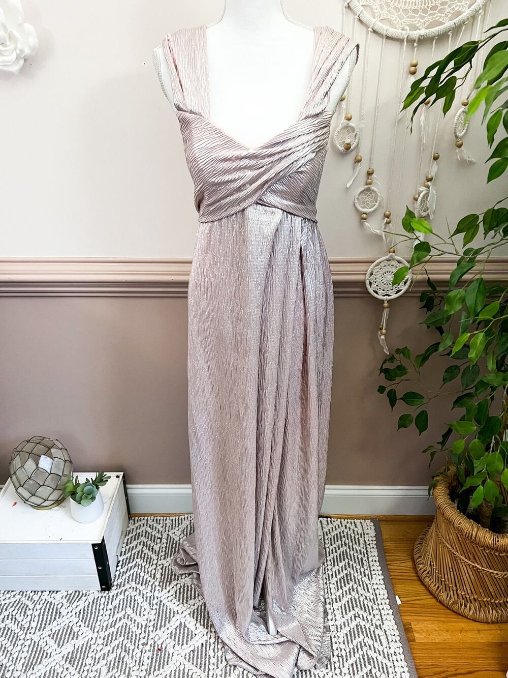 Rene Ruiz Collection Metallic Rose Sleeveless Long Gown NWT Size 2